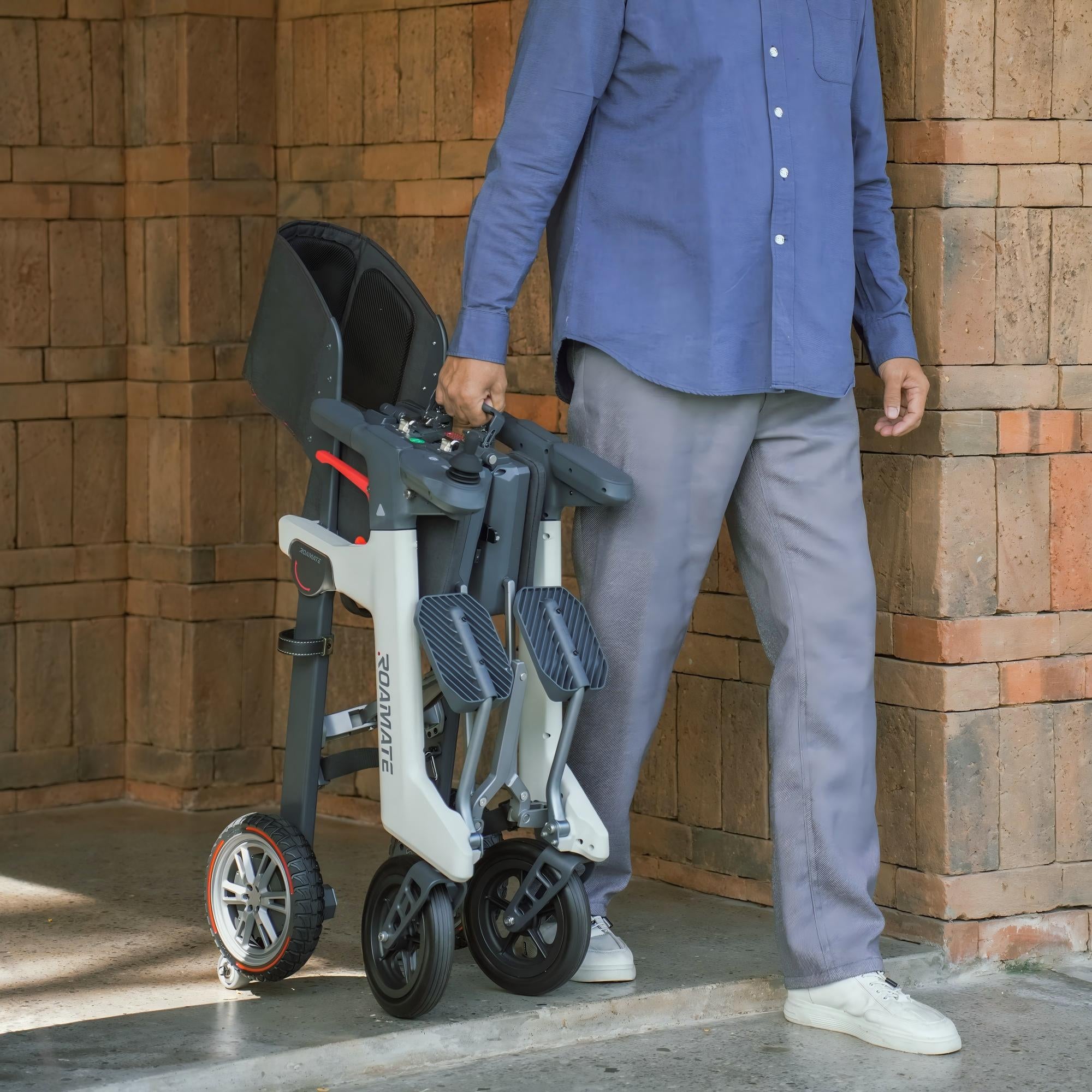 Roamate 3-in-1 Smart Mobility Device – Lightweight Foldable Electric Wheelchair